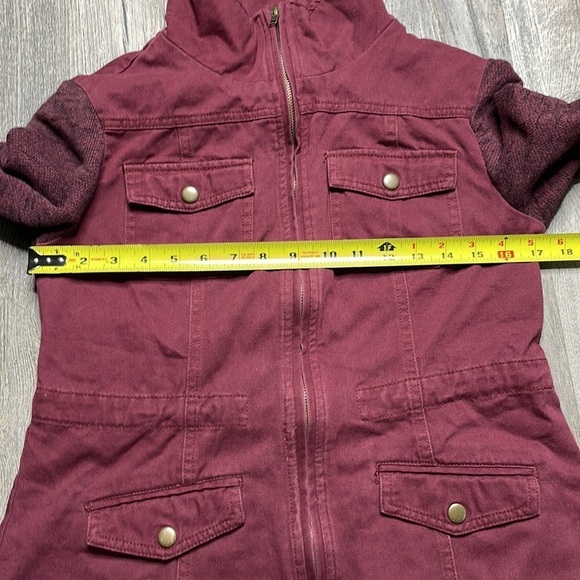 ASHLEY by 26 International Juniors Maroon Wine Hooded Utility Jacket, size small - Picture 7 of 12